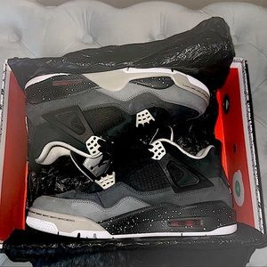 Used Jordan 4 Fears